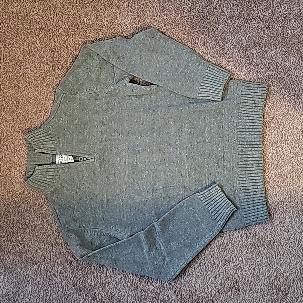 Boys pullover sweater